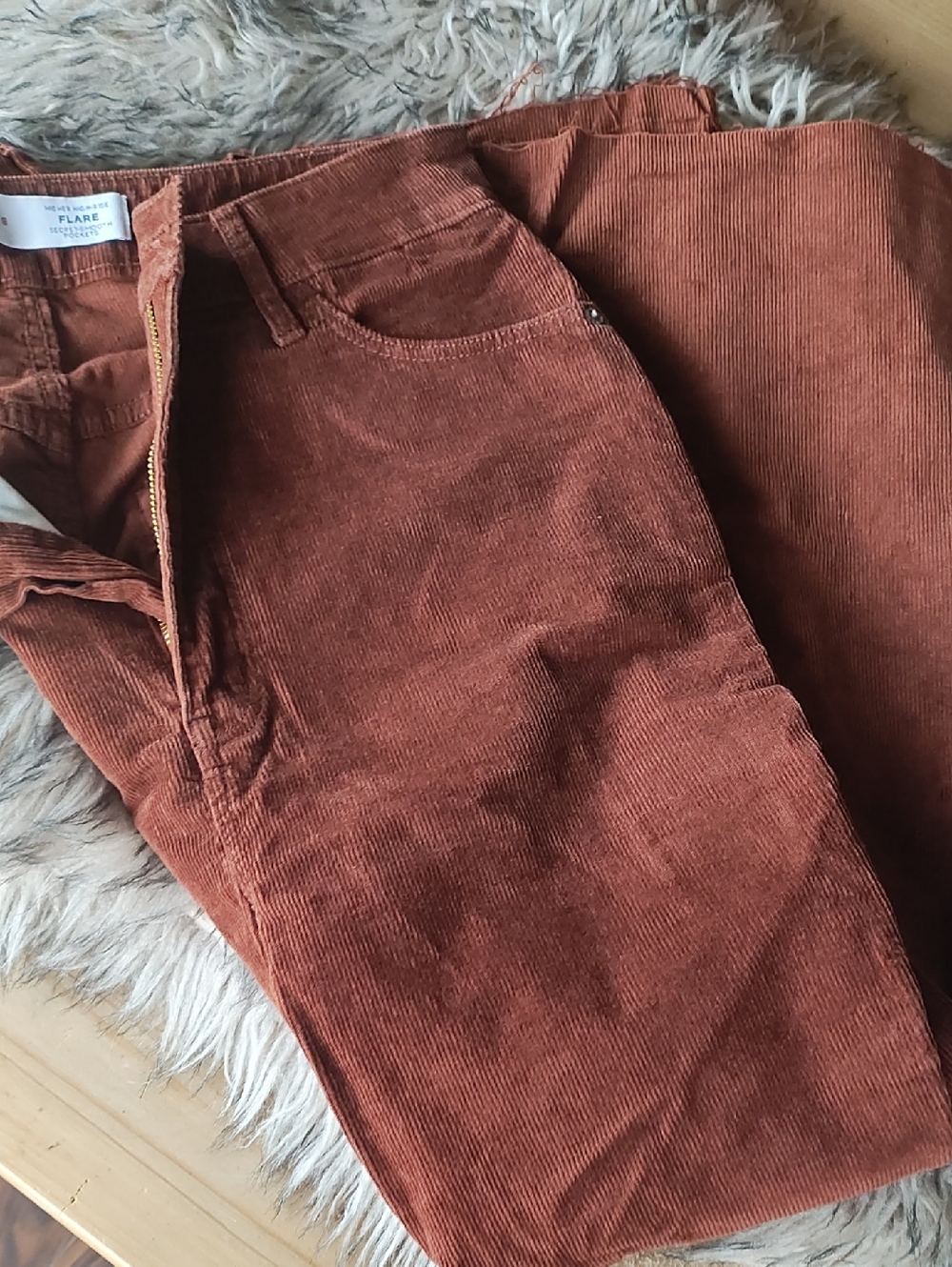 Old Navy Flare Corduroy Pants in Deep Rust